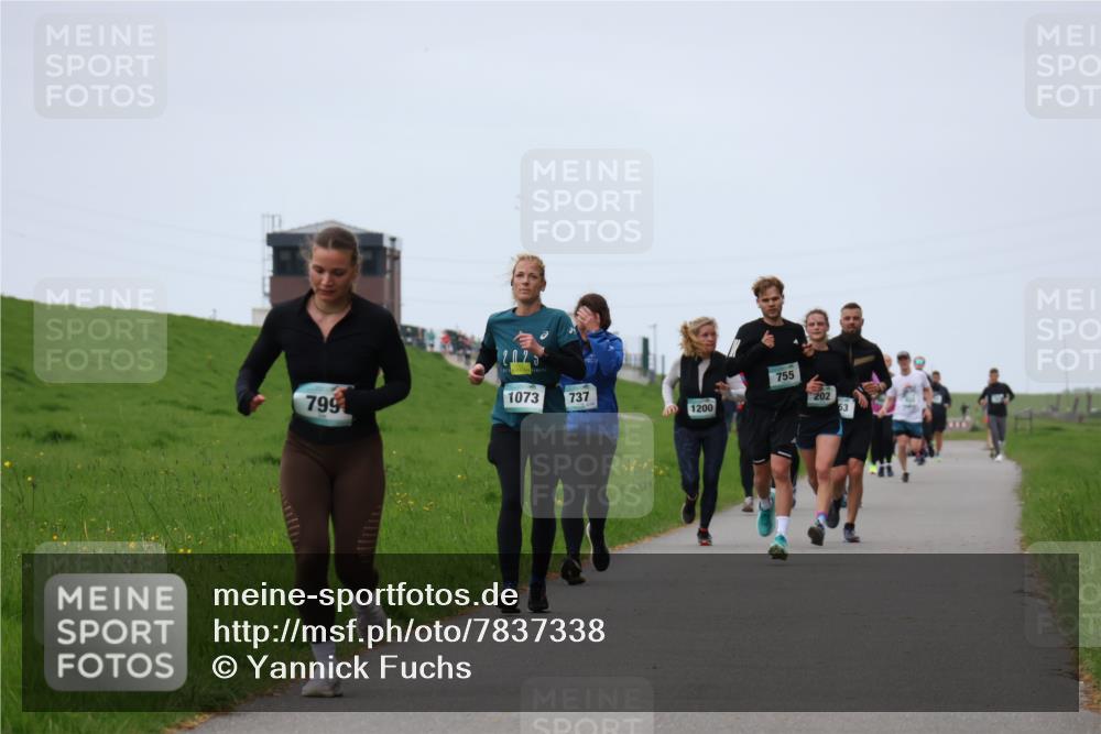 04.05.2025 - 8. Wedeler Halbmarathon Yannick Fuchs http://msf.ph/oto/7837338 04.05.2025 11:24:36 Laufen 755, 799, 1073, 737, 202, 1200, 53 meine-sportfotos.de