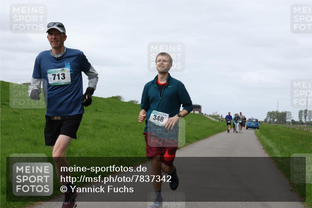 04.05.2025 - 8. Wedeler Halbmarathon Yannick Fuchs http://msf.ph/oto/7837342 04.05.2025 11:46:09 Laufen 713, 39, 348 meine-sportfotos.de