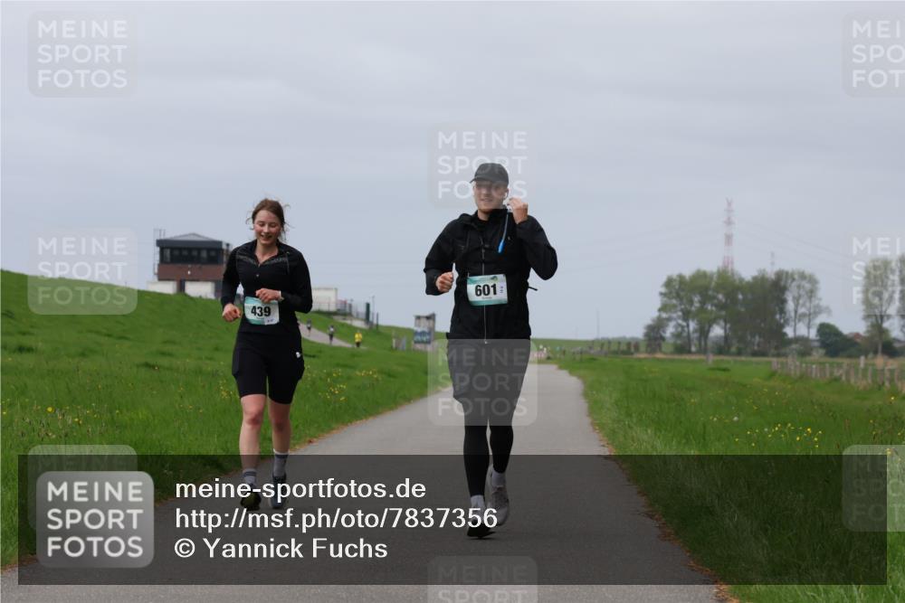 04.05.2025 - 8. Wedeler Halbmarathon Yannick Fuchs http://msf.ph/oto/7837356 04.05.2025 12:00:34 Laufen 439, 601 meine-sportfotos.de
