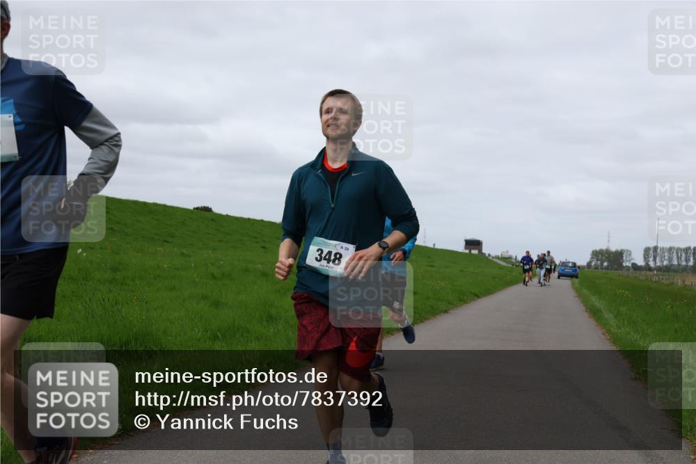 04.05.2025 - 8. Wedeler Halbmarathon Yannick Fuchs http://msf.ph/oto/7837392 04.05.2025 11:46:10 Laufen 39, 348 meine-sportfotos.de