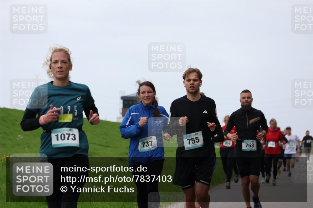 04.05.2025 - 8. Wedeler Halbmarathon Yannick Fuchs http://msf.ph/oto/7837403 04.05.2025 11:24:43 Laufen 25, 1073, 737, 136, 755, 859, 753 meine-sportfotos.de