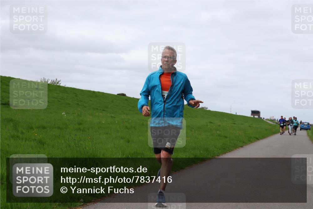 04.05.2025 - 8. Wedeler Halbmarathon Yannick Fuchs http://msf.ph/oto/7837416 04.05.2025 11:46:11 Laufen  meine-sportfotos.de