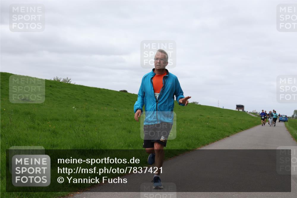 04.05.2025 - 8. Wedeler Halbmarathon Yannick Fuchs http://msf.ph/oto/7837421 04.05.2025 11:46:11 Laufen  meine-sportfotos.de