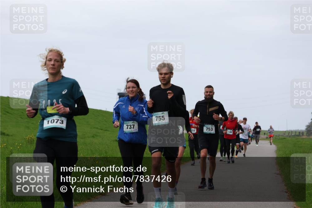 04.05.2025 - 8. Wedeler Halbmarathon Yannick Fuchs http://msf.ph/oto/7837426 04.05.2025 11:24:43 Laufen 2025, 1073, 737, 136, 755, 753, 859, 1146 meine-sportfotos.de