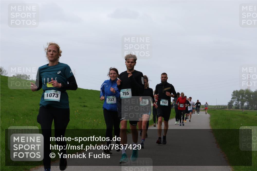 04.05.2025 - 8. Wedeler Halbmarathon Yannick Fuchs http://msf.ph/oto/7837429 04.05.2025 11:24:44 Laufen 20, 755, 1073, 737, 202, 753, 1146 meine-sportfotos.de