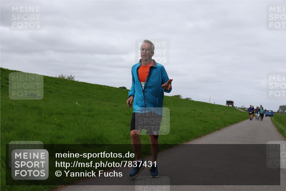 04.05.2025 - 8. Wedeler Halbmarathon Yannick Fuchs http://msf.ph/oto/7837431 04.05.2025 11:46:11 Laufen  meine-sportfotos.de