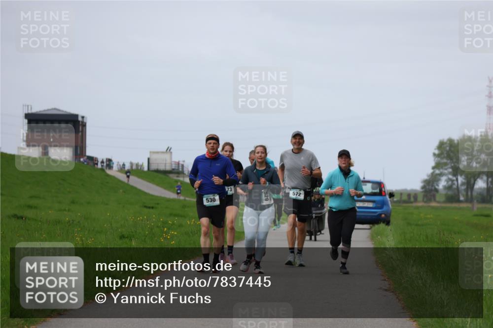 04.05.2025 - 8. Wedeler Halbmarathon Yannick Fuchs http://msf.ph/oto/7837445 04.05.2025 11:46:13 Laufen 530, 73, 572 meine-sportfotos.de