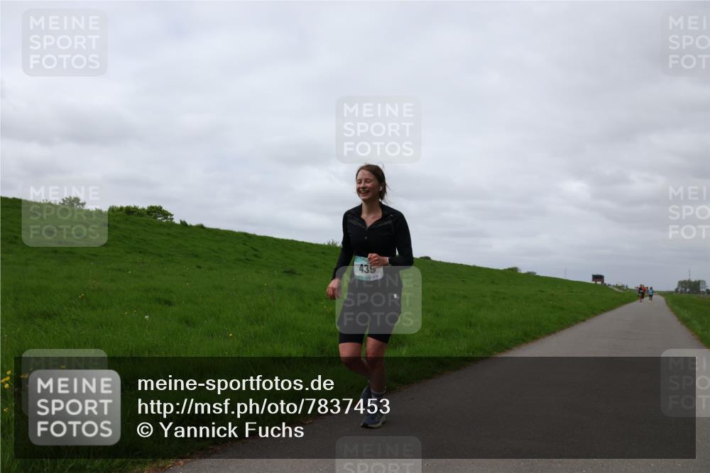 04.05.2025 - 8. Wedeler Halbmarathon Yannick Fuchs http://msf.ph/oto/7837453 04.05.2025 12:00:41 Laufen 439 meine-sportfotos.de