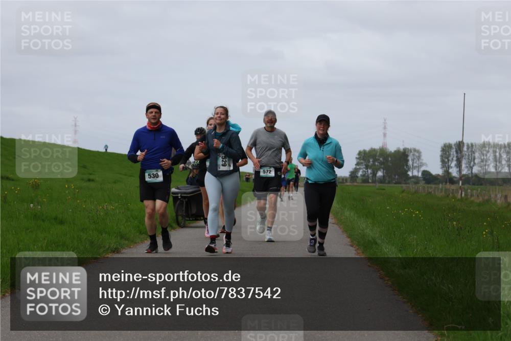04.05.2025 - 8. Wedeler Halbmarathon Yannick Fuchs http://msf.ph/oto/7837542 04.05.2025 11:46:20 Laufen 530, 529, 572 meine-sportfotos.de