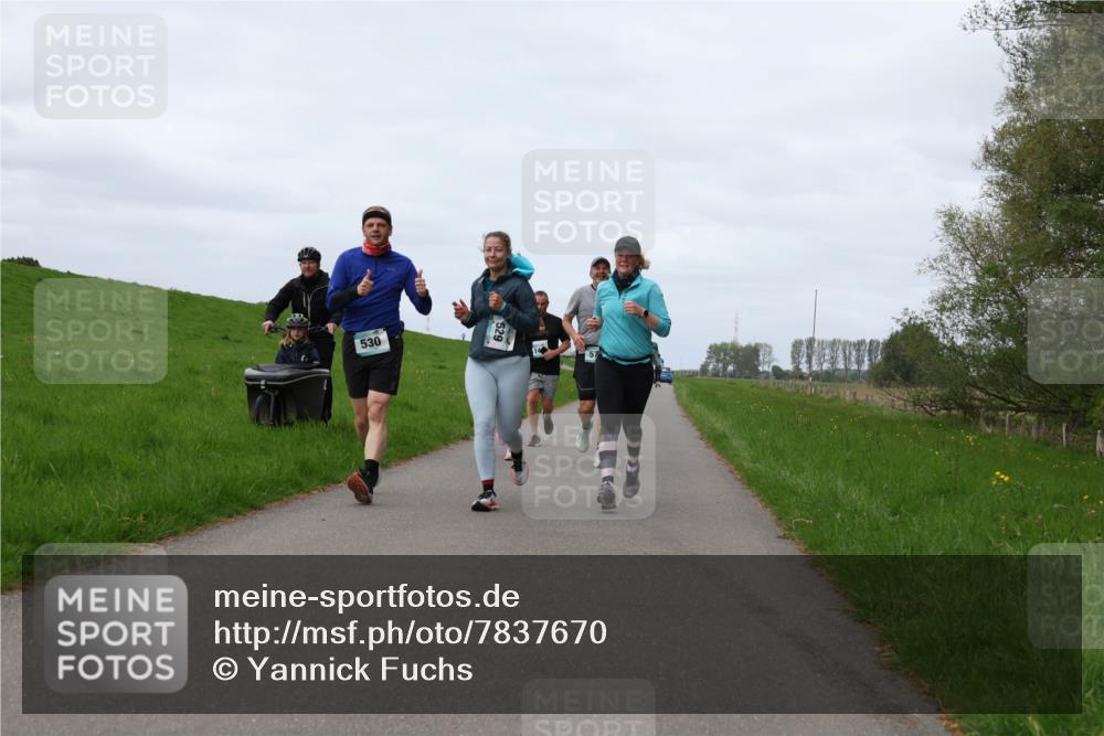 04.05.2025 - 8. Wedeler Halbmarathon Yannick Fuchs http://msf.ph/oto/7837670 04.05.2025 11:46:23 Laufen 530 meine-sportfotos.de