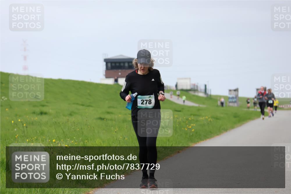 04.05.2025 - 8. Wedeler Halbmarathon Yannick Fuchs http://msf.ph/oto/7837729 04.05.2025 12:01:17 Laufen 278 meine-sportfotos.de