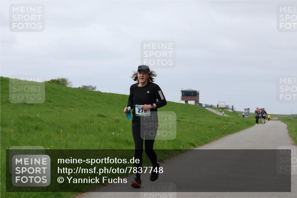 04.05.2025 - 8. Wedeler Halbmarathon Yannick Fuchs http://msf.ph/oto/7837748 04.05.2025 12:01:20 Laufen 278 meine-sportfotos.de
