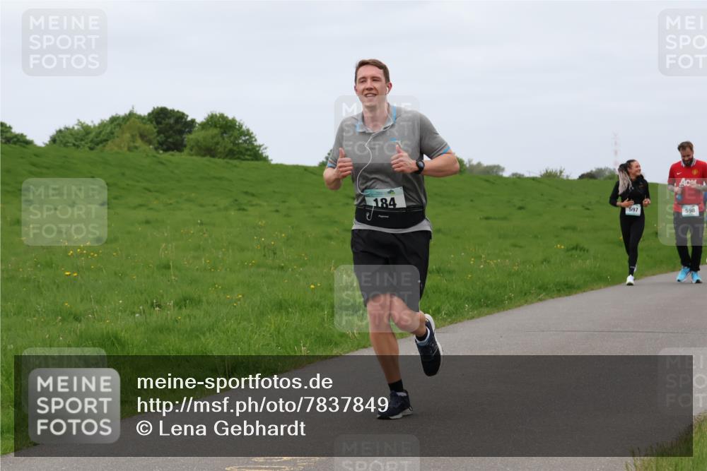 04.05.2025 - 8. Wedeler Halbmarathon Lena Gebhardt http://msf.ph/oto/7837849 04.05.2025 11:35:37 Laufen 184, 597, 598 meine-sportfotos.de