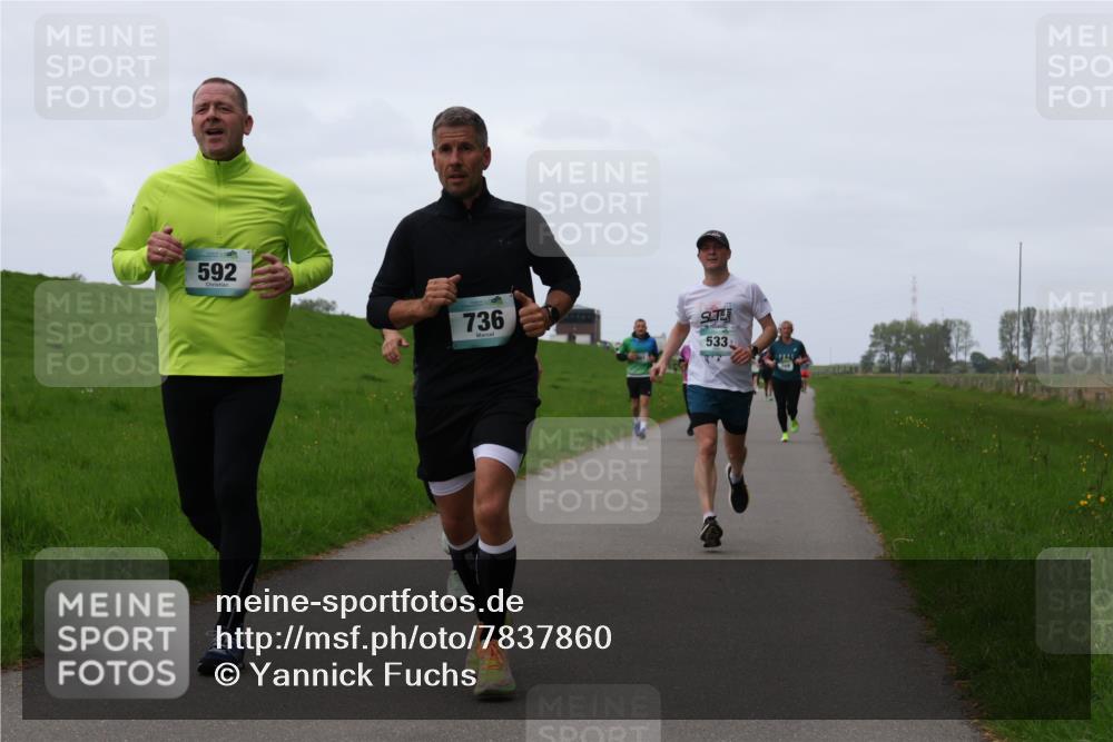 04.05.2025 - 8. Wedeler Halbmarathon Yannick Fuchs http://msf.ph/oto/7837860 04.05.2025 11:24:58 Laufen 592, 736, 533 meine-sportfotos.de