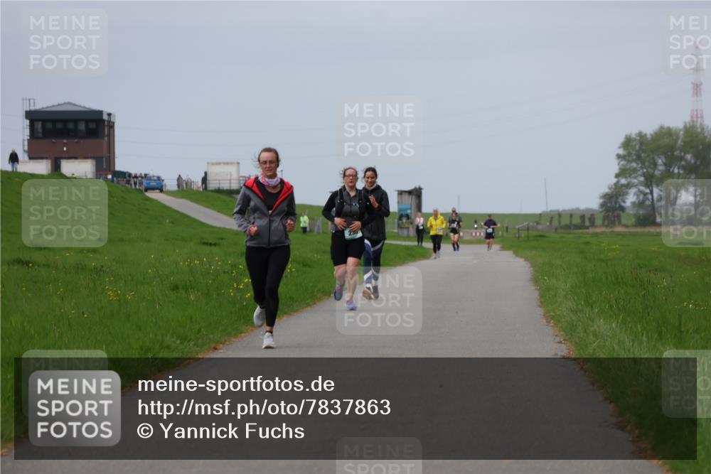 04.05.2025 - 8. Wedeler Halbmarathon Yannick Fuchs http://msf.ph/oto/7837863 04.05.2025 12:01:37 Laufen  meine-sportfotos.de