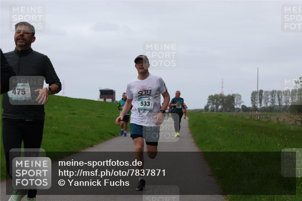 04.05.2025 - 8. Wedeler Halbmarathon Yannick Fuchs http://msf.ph/oto/7837871 04.05.2025 11:24:59 Laufen 475, 533 meine-sportfotos.de