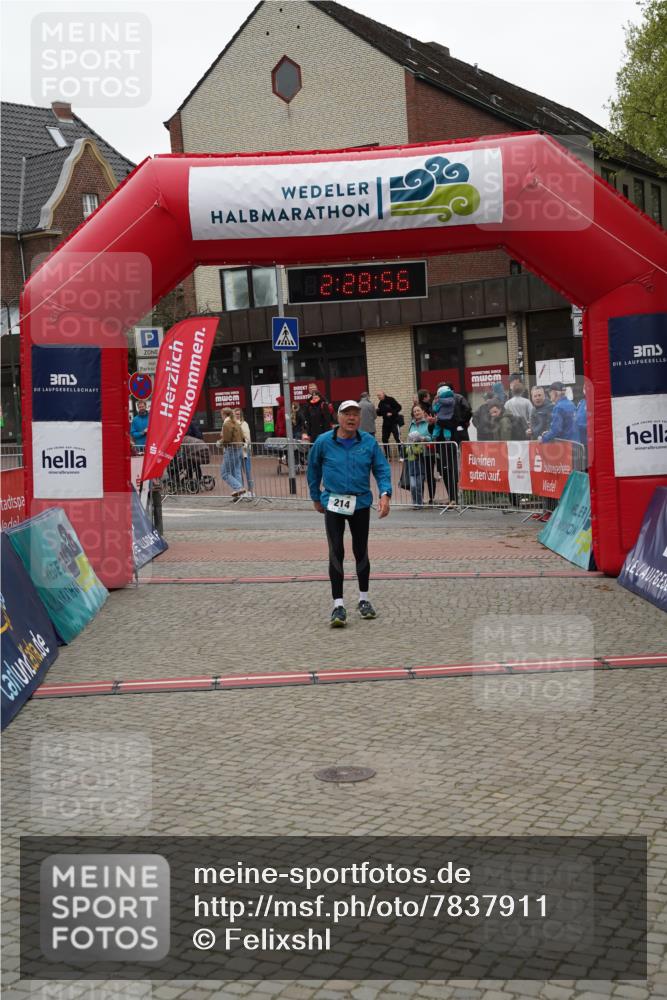 04.05.2025 - 8. Wedeler Halbmarathon Felixshl http://msf.ph/oto/7837911 04.05.2025 12:28:53 Ziel 214 meine-sportfotos.de