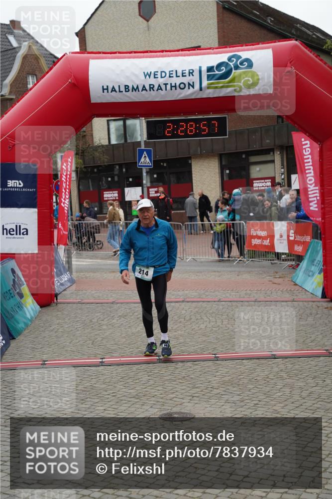 04.05.2025 - 8. Wedeler Halbmarathon Felixshl http://msf.ph/oto/7837934 04.05.2025 12:28:55 Ziel 214 meine-sportfotos.de