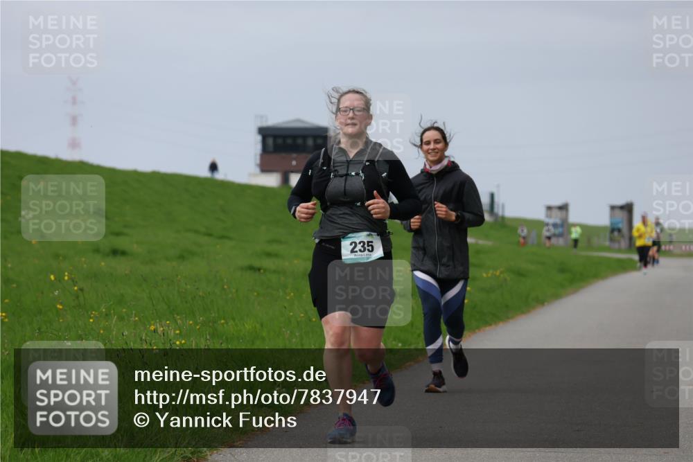 04.05.2025 - 8. Wedeler Halbmarathon Yannick Fuchs http://msf.ph/oto/7837947 04.05.2025 12:01:49 Laufen 235 meine-sportfotos.de