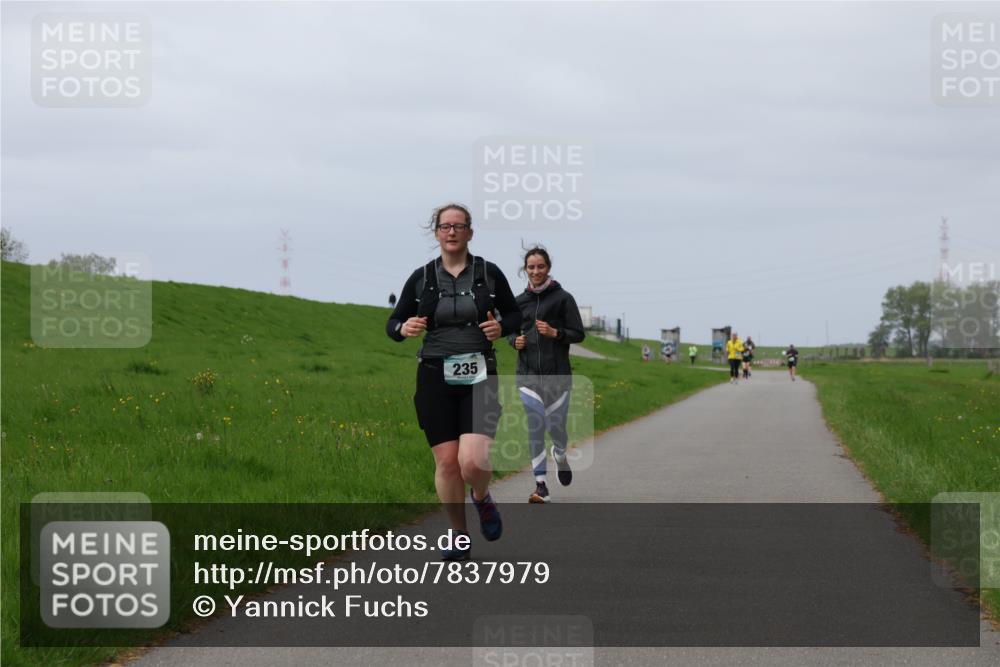 04.05.2025 - 8. Wedeler Halbmarathon Yannick Fuchs http://msf.ph/oto/7837979 04.05.2025 12:01:50 Laufen 235 meine-sportfotos.de