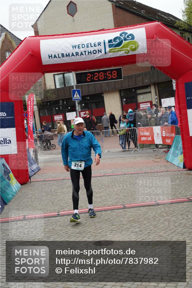 04.05.2025 - 8. Wedeler Halbmarathon Felixshl http://msf.ph/oto/7837982 04.05.2025 12:28:56 Ziel 214 meine-sportfotos.de