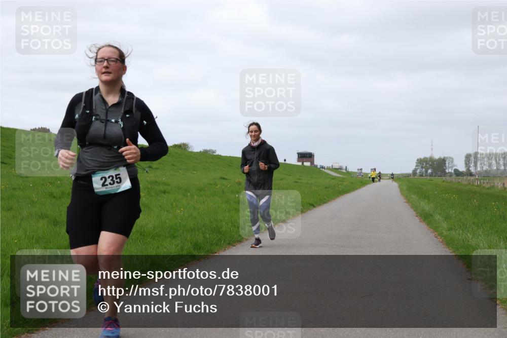 04.05.2025 - 8. Wedeler Halbmarathon Yannick Fuchs http://msf.ph/oto/7838001 04.05.2025 12:01:54 Laufen 235 meine-sportfotos.de