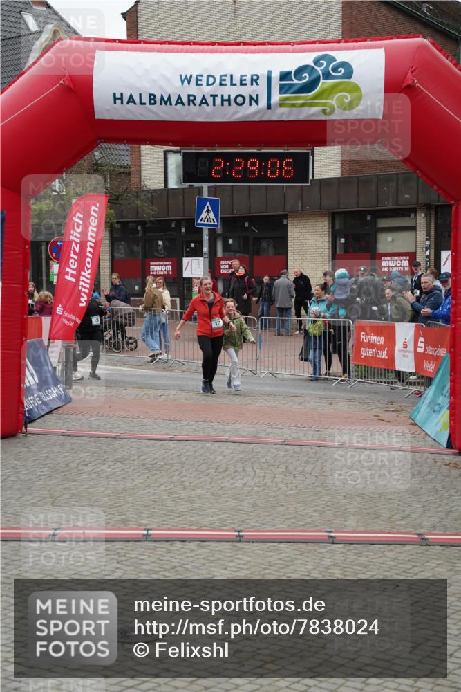 04.05.2025 - 8. Wedeler Halbmarathon Felixshl http://msf.ph/oto/7838024 04.05.2025 12:29:03 Ziel 137 meine-sportfotos.de