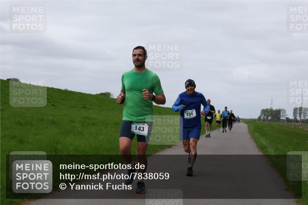 04.05.2025 - 8. Wedeler Halbmarathon Yannick Fuchs http://msf.ph/oto/7838059 04.05.2025 11:46:39 Laufen 143, 151, 1143 meine-sportfotos.de