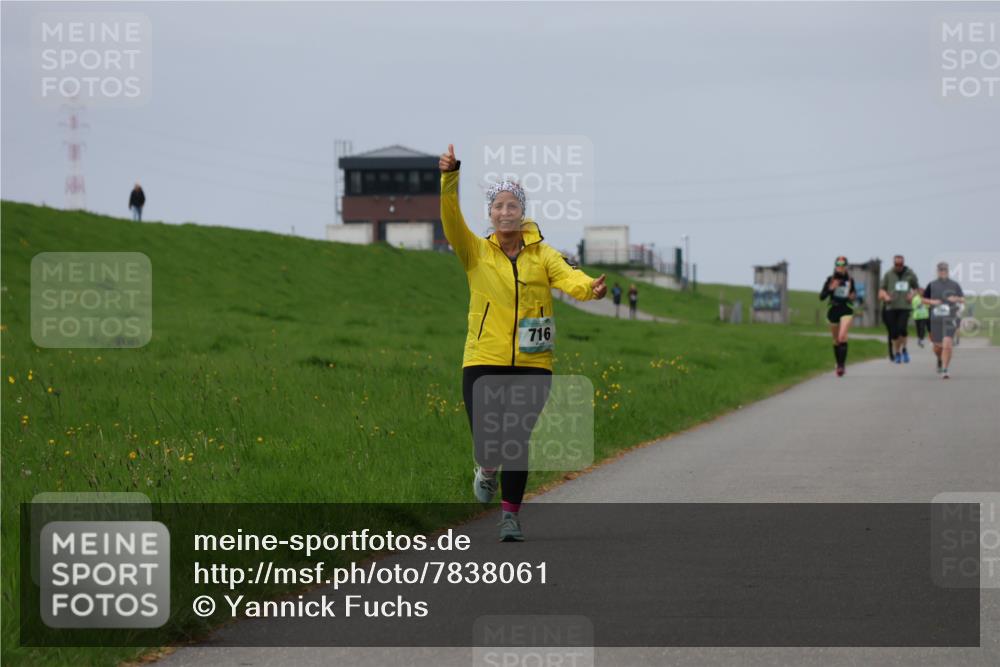 04.05.2025 - 8. Wedeler Halbmarathon Yannick Fuchs http://msf.ph/oto/7838061 04.05.2025 12:02:18 Laufen 716 meine-sportfotos.de