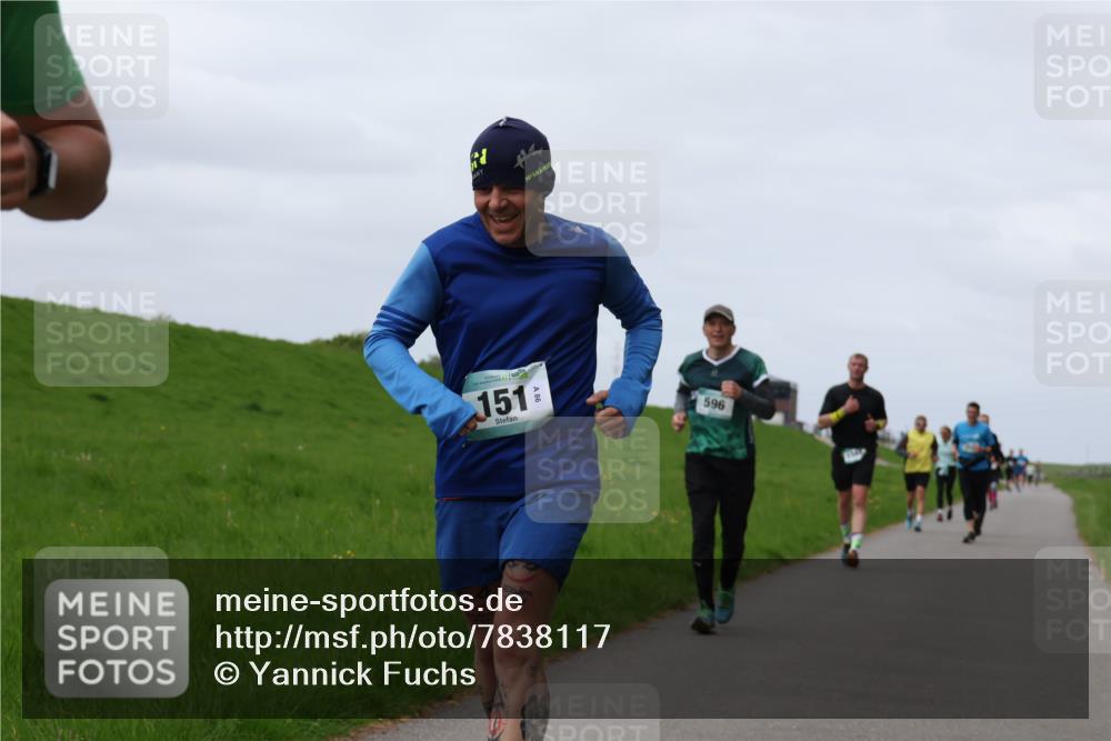 04.05.2025 - 8. Wedeler Halbmarathon Yannick Fuchs http://msf.ph/oto/7838117 04.05.2025 11:46:40 Laufen 151, 596 meine-sportfotos.de