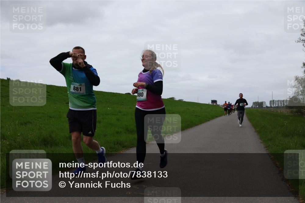 04.05.2025 - 8. Wedeler Halbmarathon Yannick Fuchs http://msf.ph/oto/7838133 04.05.2025 11:25:09 Laufen 881, 880 meine-sportfotos.de