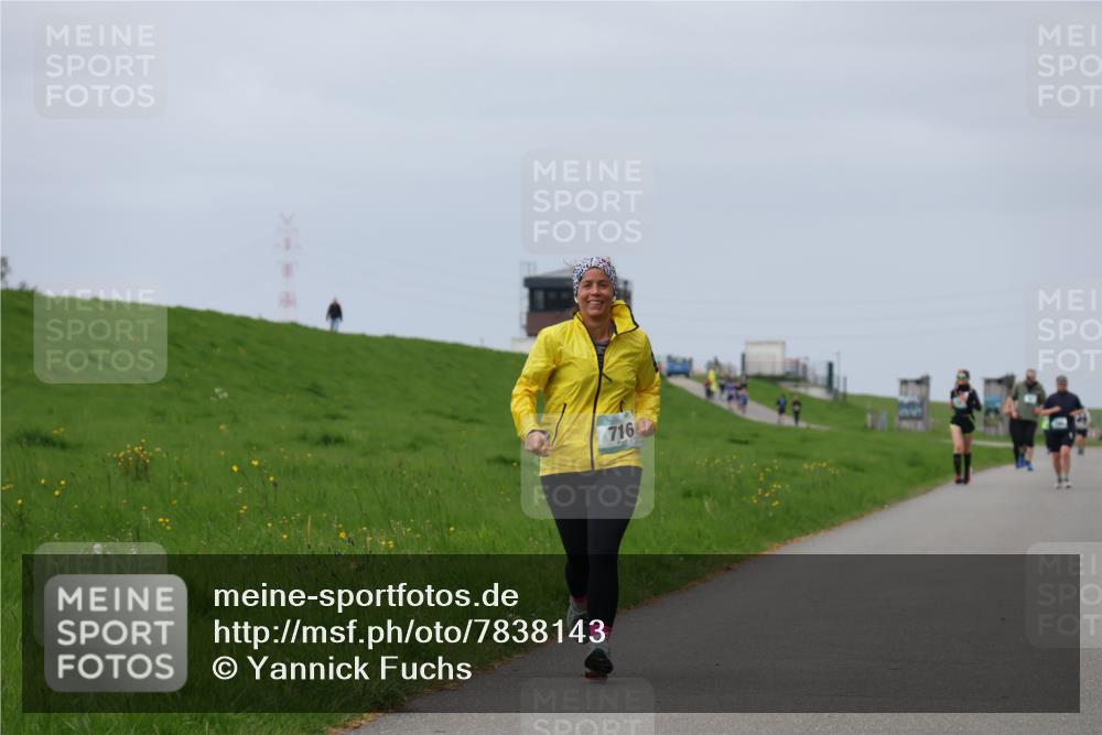 04.05.2025 - 8. Wedeler Halbmarathon Yannick Fuchs http://msf.ph/oto/7838143 04.05.2025 12:02:20 Laufen 716 meine-sportfotos.de