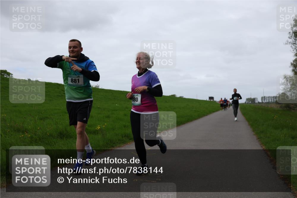 04.05.2025 - 8. Wedeler Halbmarathon Yannick Fuchs http://msf.ph/oto/7838144 04.05.2025 11:25:09 Laufen 881, 880 meine-sportfotos.de