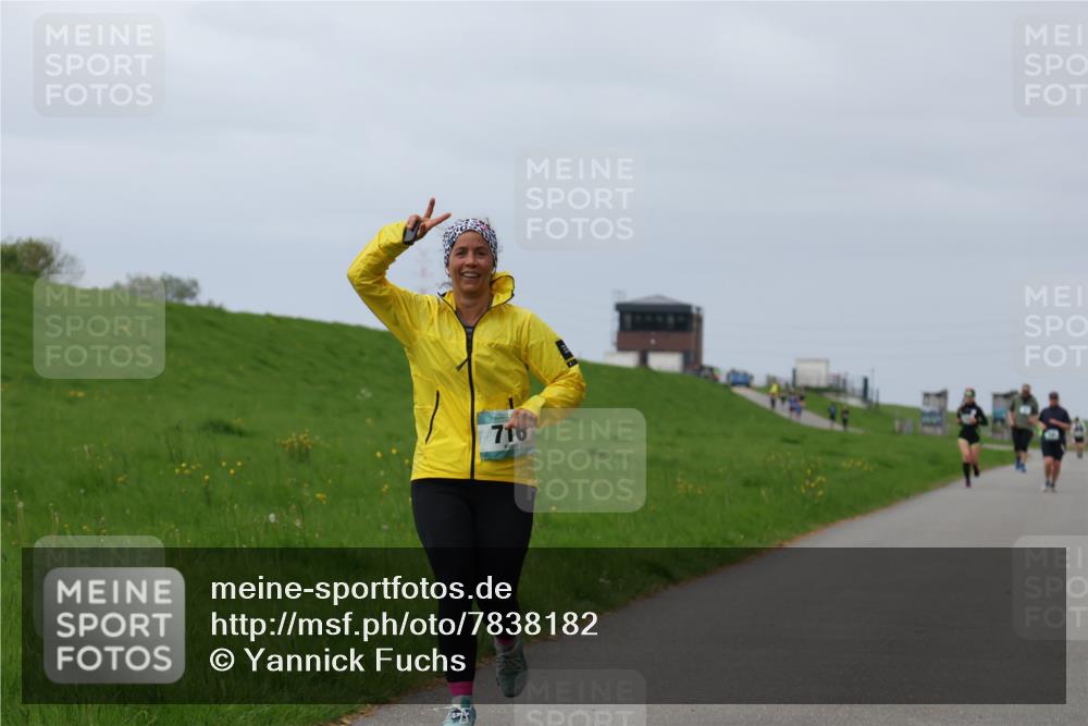 04.05.2025 - 8. Wedeler Halbmarathon Yannick Fuchs http://msf.ph/oto/7838182 04.05.2025 12:02:23 Laufen 716 meine-sportfotos.de
