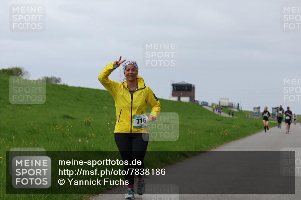 04.05.2025 - 8. Wedeler Halbmarathon Yannick Fuchs http://msf.ph/oto/7838186 04.05.2025 12:02:23 Laufen 716 meine-sportfotos.de