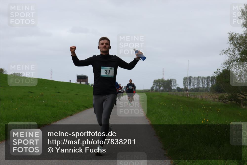 04.05.2025 - 8. Wedeler Halbmarathon Yannick Fuchs http://msf.ph/oto/7838201 04.05.2025 11:25:11 Laufen 31 meine-sportfotos.de