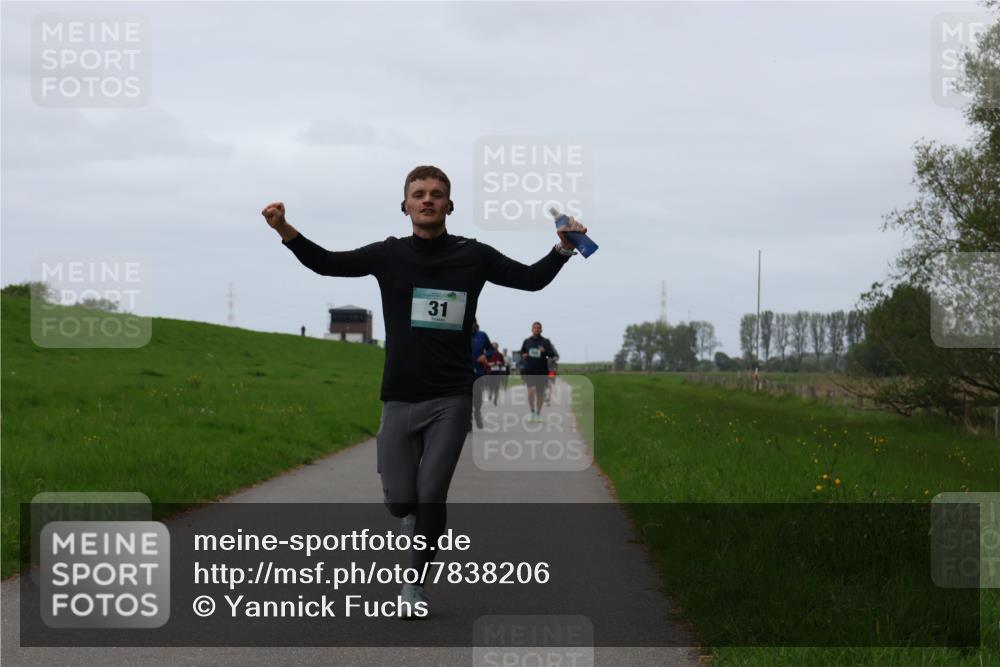 04.05.2025 - 8. Wedeler Halbmarathon Yannick Fuchs http://msf.ph/oto/7838206 04.05.2025 11:25:11 Laufen 31 meine-sportfotos.de
