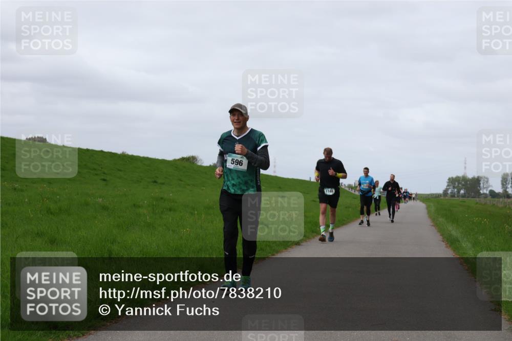 04.05.2025 - 8. Wedeler Halbmarathon Yannick Fuchs http://msf.ph/oto/7838210 04.05.2025 11:46:43 Laufen 596, 1148 meine-sportfotos.de