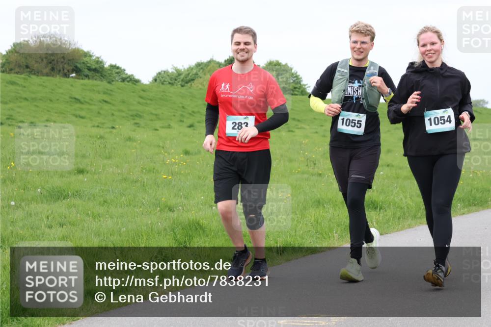 04.05.2025 - 8. Wedeler Halbmarathon Lena Gebhardt http://msf.ph/oto/7838231 04.05.2025 11:36:50 Laufen 282, 1055, 1054 meine-sportfotos.de
