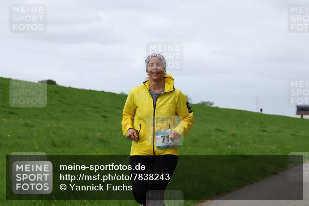 04.05.2025 - 8. Wedeler Halbmarathon Yannick Fuchs http://msf.ph/oto/7838243 04.05.2025 12:02:25 Laufen 71 meine-sportfotos.de