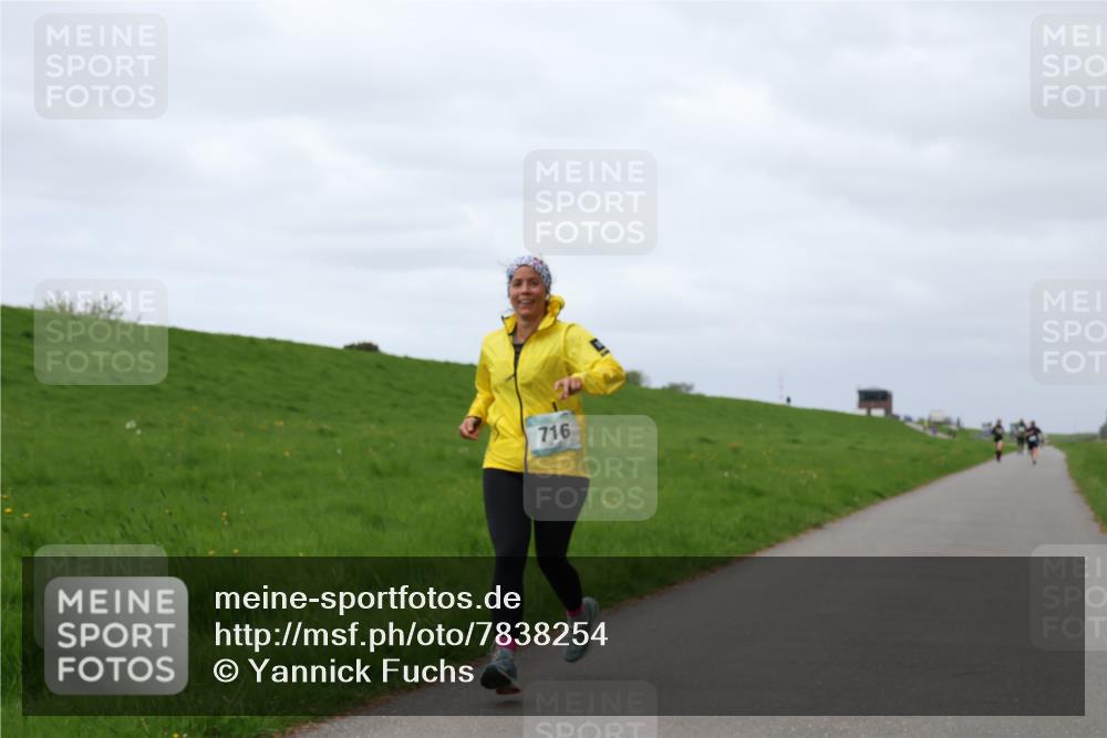 04.05.2025 - 8. Wedeler Halbmarathon Yannick Fuchs http://msf.ph/oto/7838254 04.05.2025 12:02:25 Laufen 716 meine-sportfotos.de