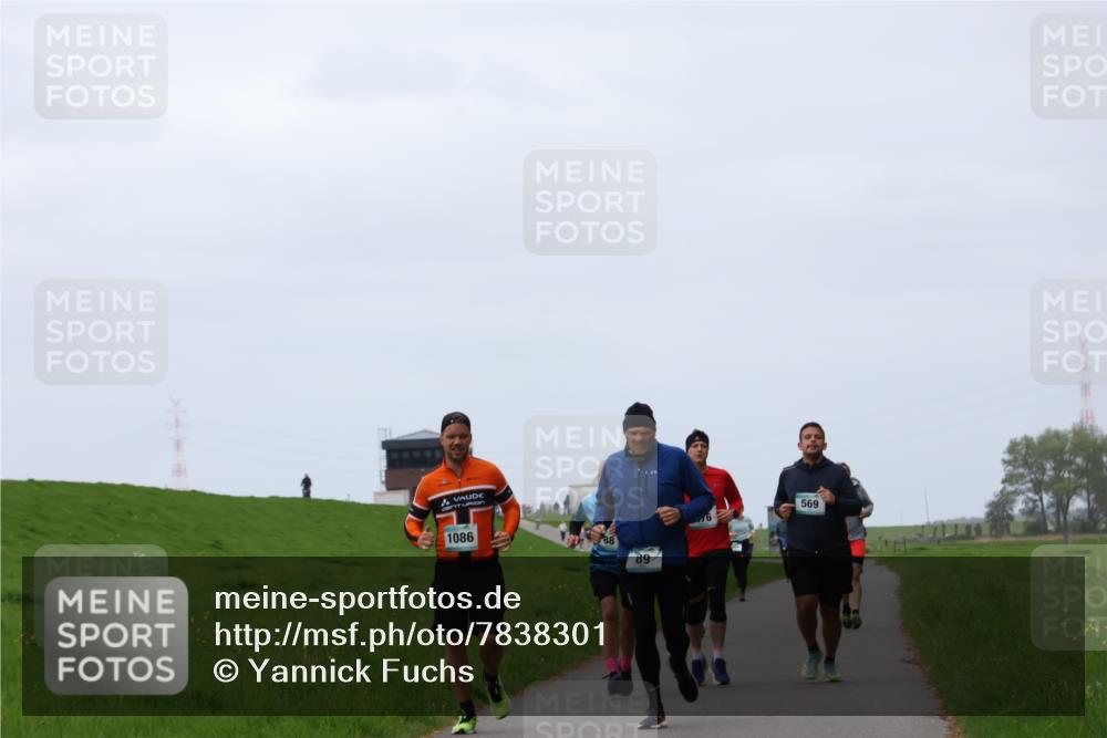 04.05.2025 - 8. Wedeler Halbmarathon Yannick Fuchs http://msf.ph/oto/7838301 04.05.2025 11:25:14 Laufen 1086, 88, 89, 569 meine-sportfotos.de