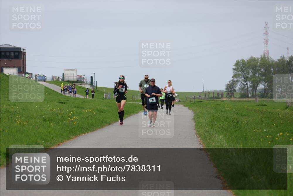 04.05.2025 - 8. Wedeler Halbmarathon Yannick Fuchs http://msf.ph/oto/7838311 04.05.2025 12:02:28 Laufen  meine-sportfotos.de