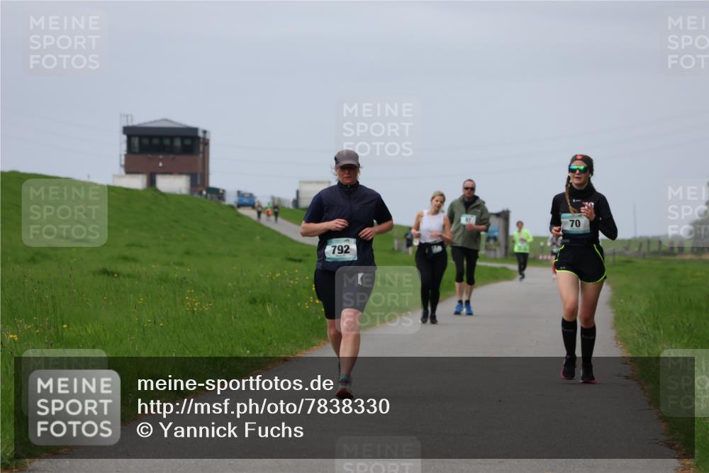 04.05.2025 - 8. Wedeler Halbmarathon Yannick Fuchs http://msf.ph/oto/7838330 04.05.2025 12:02:41 Laufen 792, 70 meine-sportfotos.de