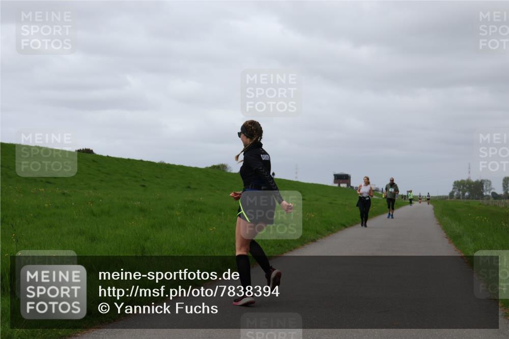 04.05.2025 - 8. Wedeler Halbmarathon Yannick Fuchs http://msf.ph/oto/7838394 04.05.2025 12:02:51 Laufen  meine-sportfotos.de