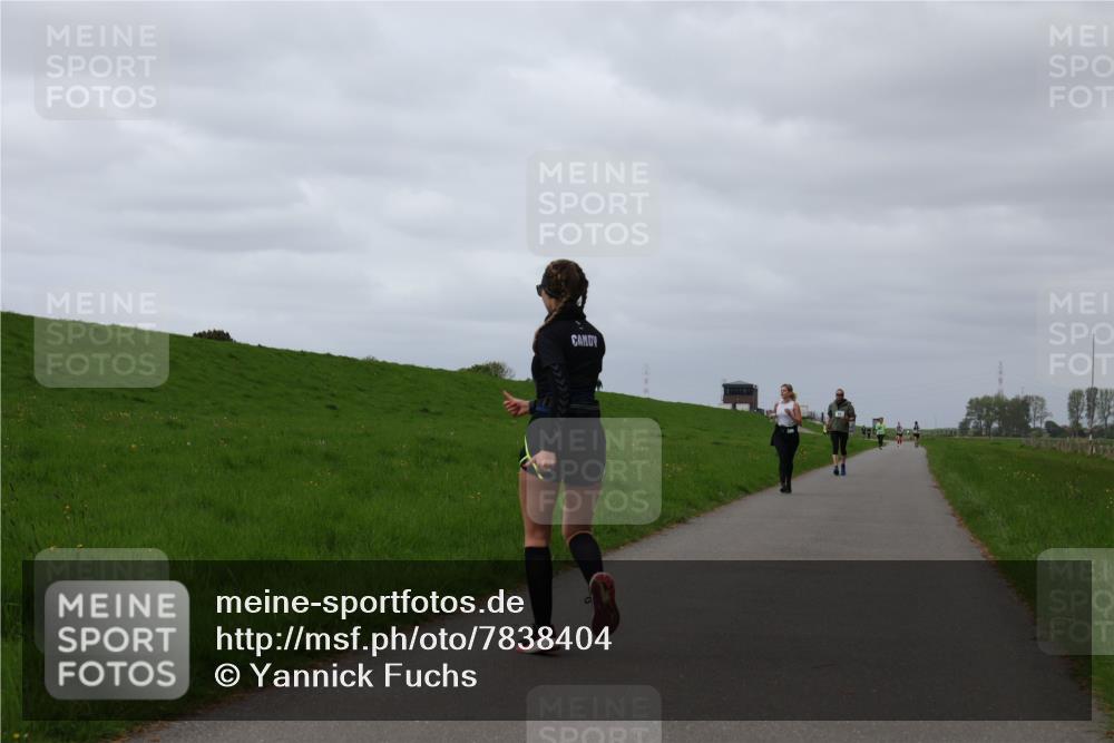 04.05.2025 - 8. Wedeler Halbmarathon Yannick Fuchs http://msf.ph/oto/7838404 04.05.2025 12:02:51 Laufen  meine-sportfotos.de