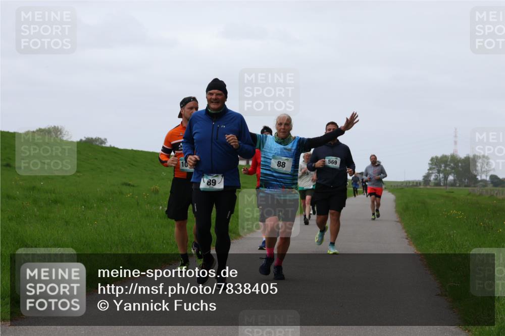 04.05.2025 - 8. Wedeler Halbmarathon Yannick Fuchs http://msf.ph/oto/7838405 04.05.2025 11:25:19 Laufen 89, 88, 569 meine-sportfotos.de
