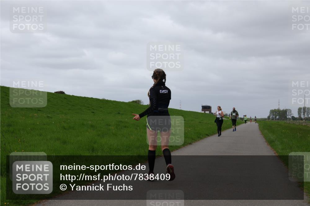 04.05.2025 - 8. Wedeler Halbmarathon Yannick Fuchs http://msf.ph/oto/7838409 04.05.2025 12:02:51 Laufen  meine-sportfotos.de