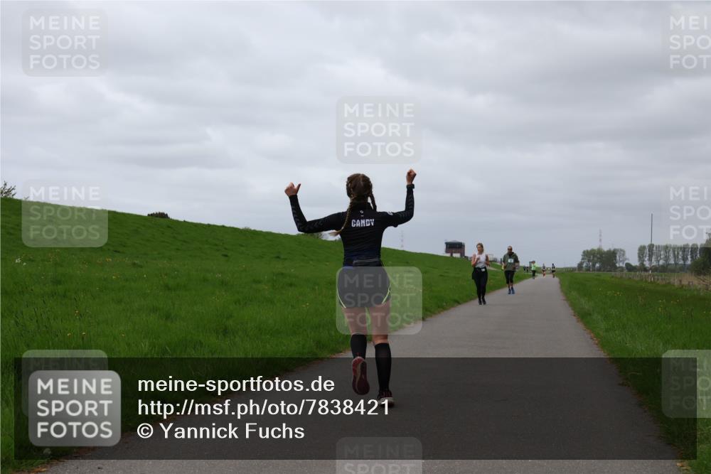 04.05.2025 - 8. Wedeler Halbmarathon Yannick Fuchs http://msf.ph/oto/7838421 04.05.2025 12:02:52 Laufen  meine-sportfotos.de