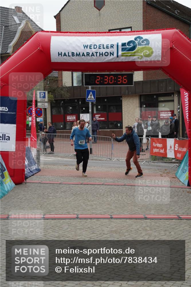 04.05.2025 - 8. Wedeler Halbmarathon Felixshl http://msf.ph/oto/7838434 04.05.2025 12:30:34 Ziel 627 meine-sportfotos.de